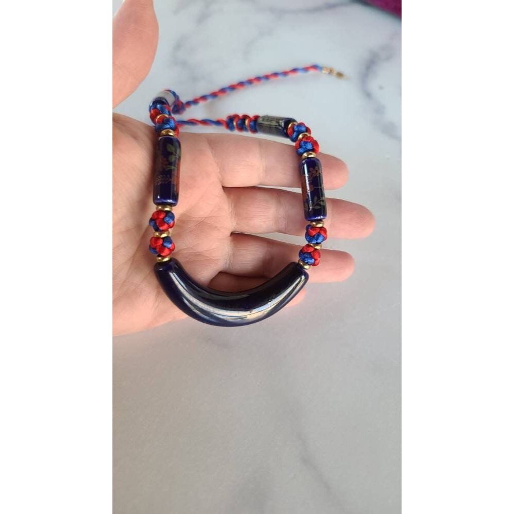 Vintage Floral Beaded Necklace